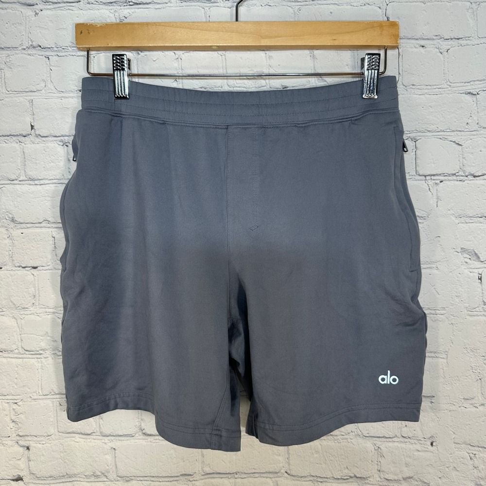 Alo Yoga Mens Conquer Performance Shorts Grey Size M Athletic Gym Training